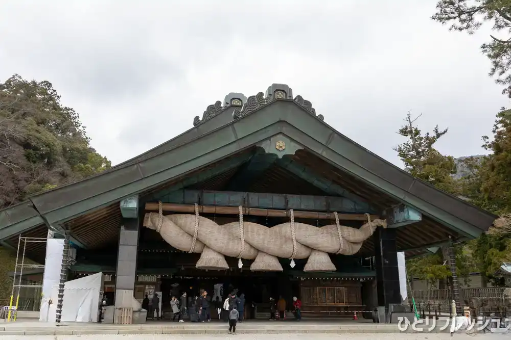 出雲大社　神楽殿